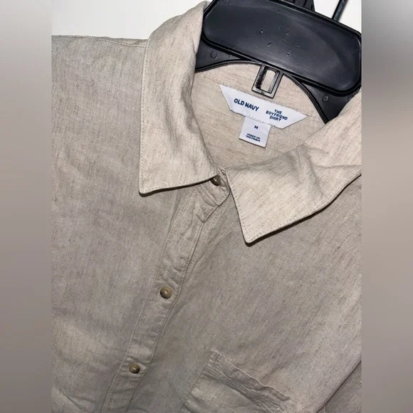 Old Navy Beige Button-Up Shirt - Picture 2 of 3